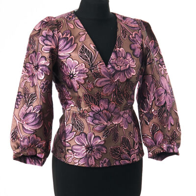 Selected moteriški drabužiai paltas suknelės striukės džinsai žieminės striukės megztiniai kostiumai marškiniai kelnės moterims išparduotuvė didmeninė prekyba pigūs rūbai drabužiai stock clothes wholesale outlet