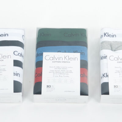 Calvin Klein apatiniai, vyriški bokseriai, apatiniai drabužiai vyrams, apatiniai internetu, vyriškas trikotažas, firminiai rūbai vyrams, išparduotuvė, didmeninė prekyba, pigūs rūbai, drabužiai, stock clothes wholesale, outlet