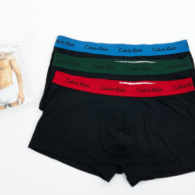 Calvin Klein apatiniai, vyriški bokseriai, apatiniai drabužiai vyrams, apatiniai internetu, vyriškas trikotažas, firminiai rūbai vyrams, išparduotuvė, didmeninė prekyba, pigūs rūbai, drabužiai, stock clothes wholesale, outlet