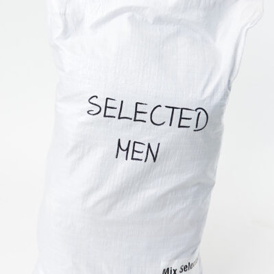 Selected marškiniai vyrams kelnės vyrams džinsai vyrams šortai vyrams kostiumai vyrams megztiniai striukės vyrams drabužiai vyrams firminiai rūbai išparduotuvė didmeninė prekyba pigūs rūbai drabužiai stock clothes wholesale outlet