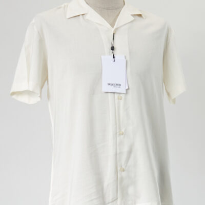 Selected marškiniai vyrams kelnės vyrams džinsai vyrams šortai vyrams kostiumai vyrams megztiniai striukės vyrams drabužiai vyrams firminiai rūbai išparduotuvė didmeninė prekyba pigūs rūbai drabužiai stock clothes wholesale outlet